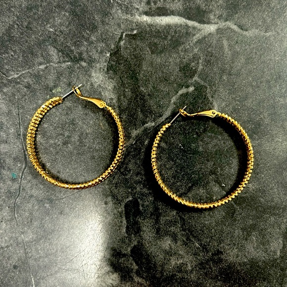 Guess Gold Hoops Earrings - Picture 2 of 3